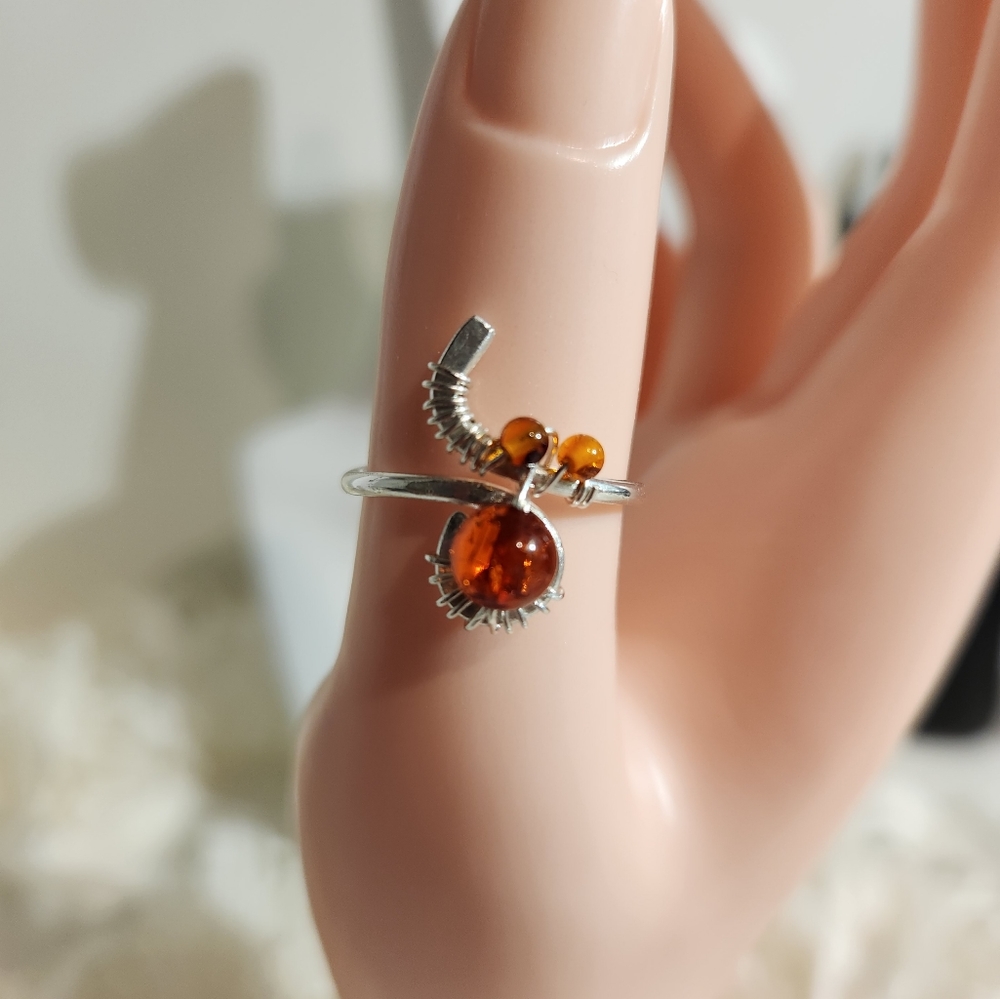 Genuine "999" Fine Silver & Genuine Baltic Amber Handmade Ring (Size 7.75)